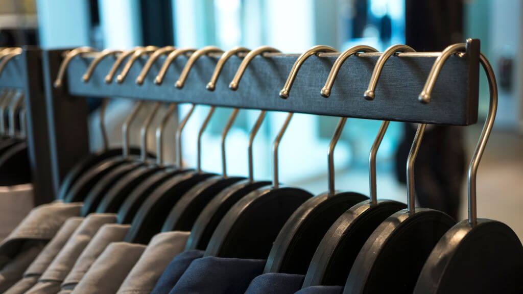 TEZ KASSA - использую для магазина мужской одежды, очень нужный и полезный инструмент